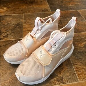 Puma Women's Phenom Satin EP Shoes Size 6